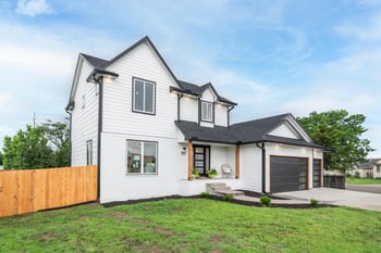 9501 E Stafford Ct, Wichita, KS 67207