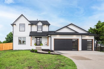 9501 E Stafford Ct, Wichita, KS 67207