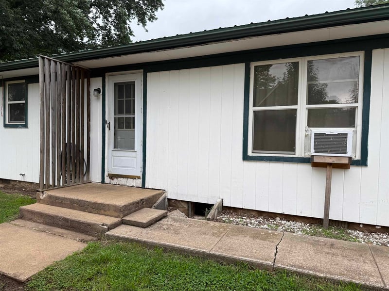 417 Cliff St, Fall River, KS 67047