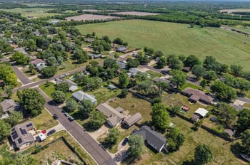 504 Ridge Way Rd, Rose Hill, KS 67133