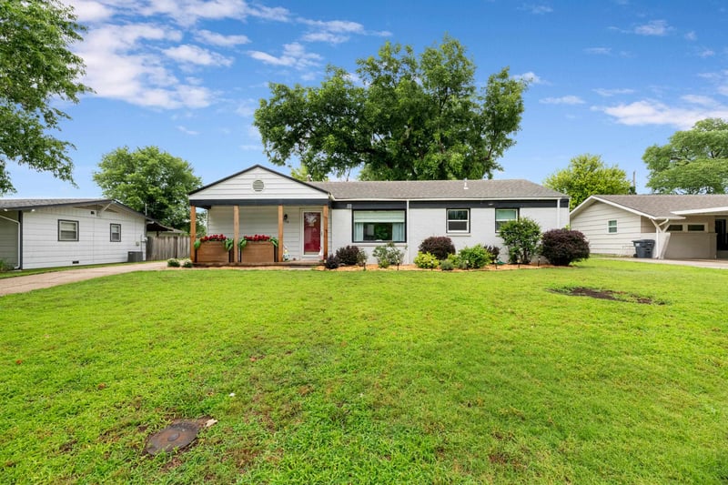 7518 Galoway , Wichita, KS 67212