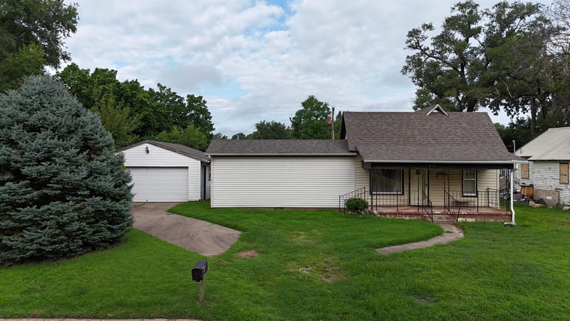 615 N 5th, Arkansas City, KS 67005