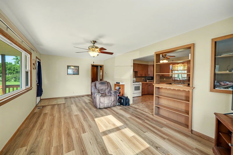 440 Lincoln St, Lindsborg, KS 67456