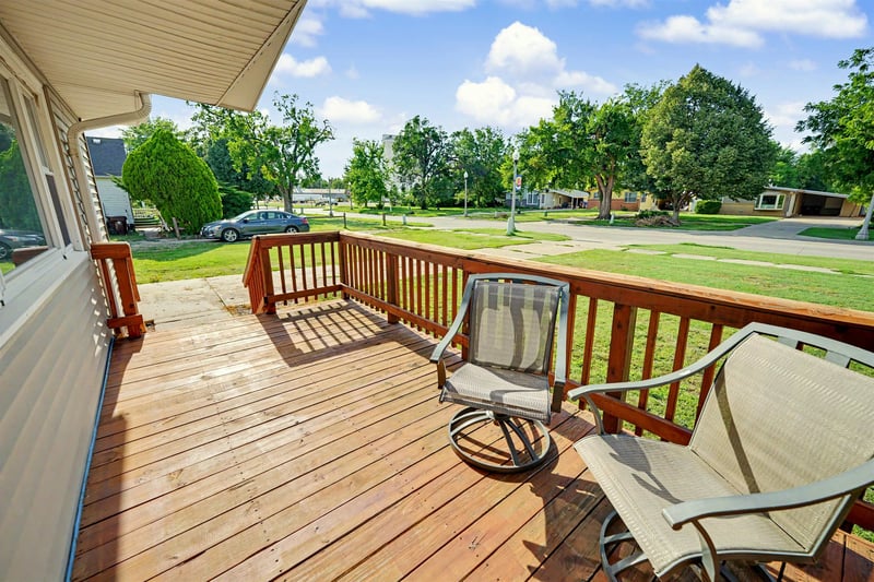 440 Lincoln St, Lindsborg, KS 67456