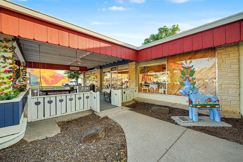 201 Main St, Lindsborg, KS 67456