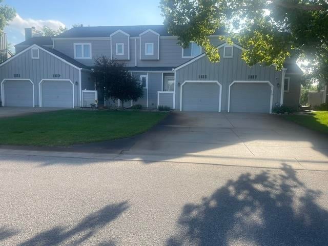 1037 Lakewind , Wichita, KS 67212