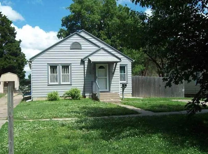 1010 N Maple St, Mcpherson, KS 67460