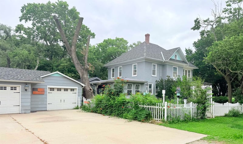 300 7th , Lincolnville, KS 66858