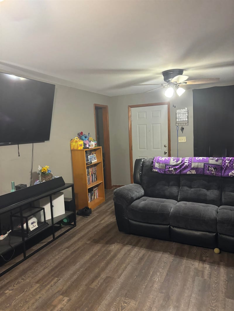 1029 Orient , El Dorado, KS 67042