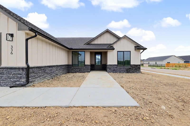 336 S Buckland St, Derby, KS 67037