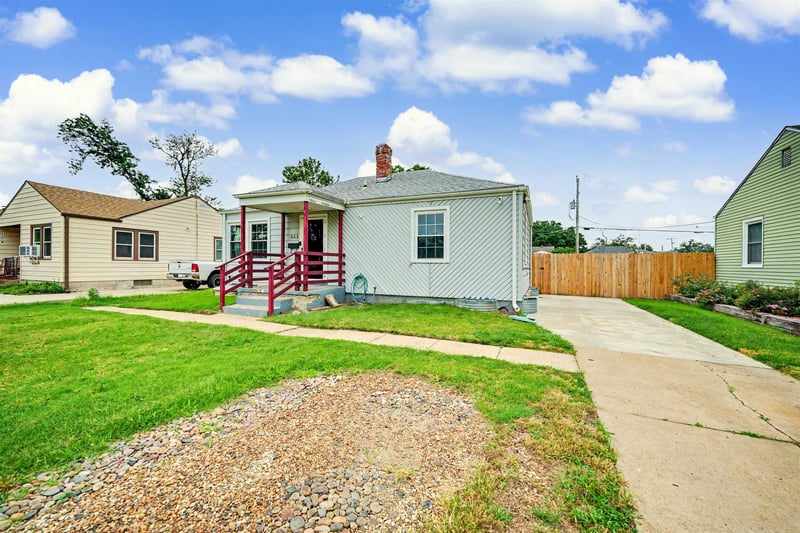 404 Claflin Ave, Salina, KS 67401