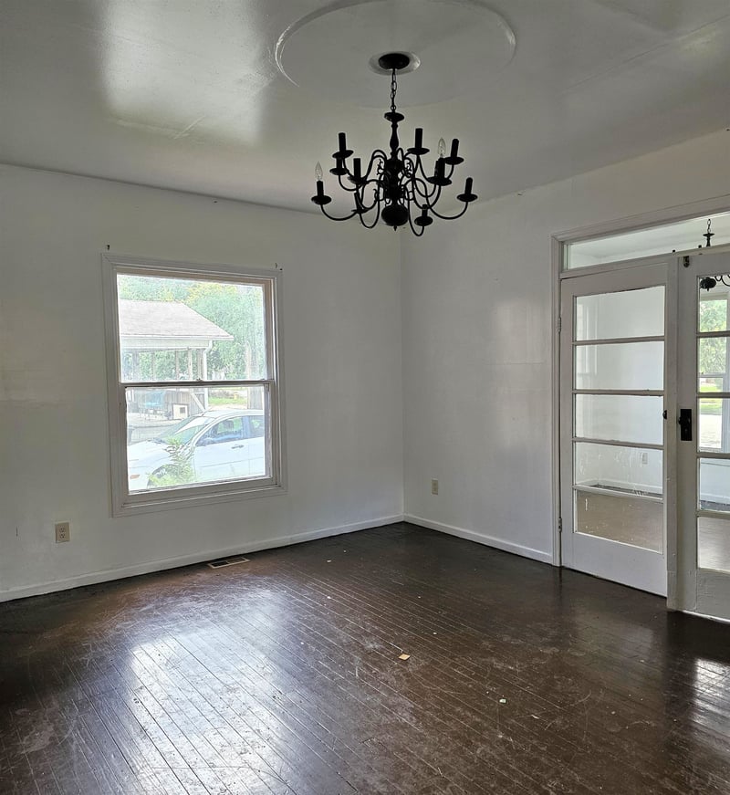 629 Highland Ave, Salina, KS 67401