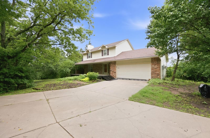 5941 Lago Cir, Augusta, KS 67010