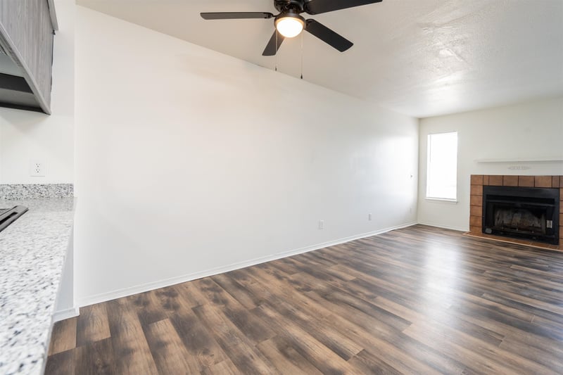 5504 S Gold St Unit 300, Wichita, KS 67217