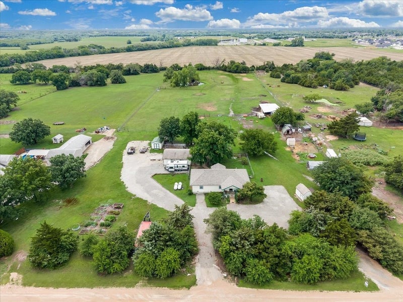10101 106th St S, Mulvane, KS 67110