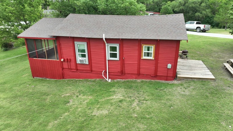 250 NE Hummingbird, Medicine Lodge, KS 67104