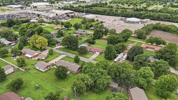 1401 S Fieldcrest, Wichita, KS 67209