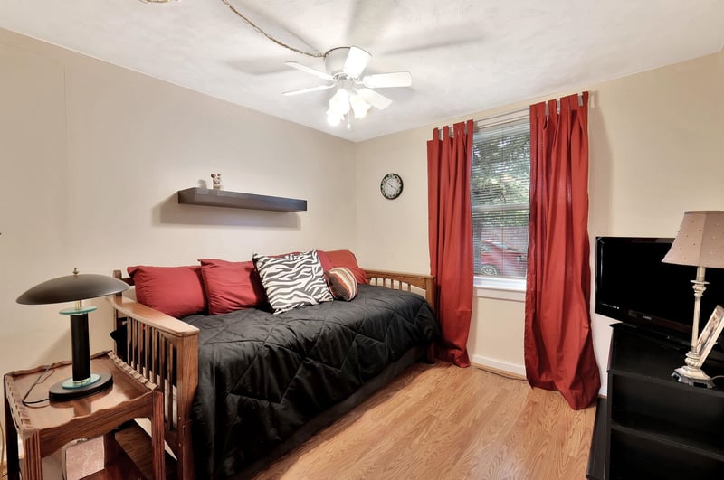 124 Collingwood , Pretty Prairie, KS 67570