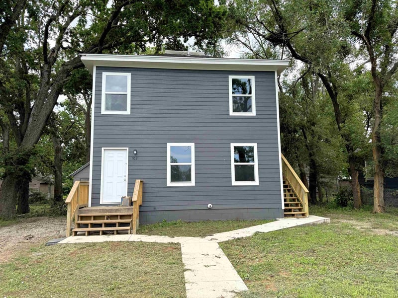 102 - 102 12 West Pl, Salina, KS 67401