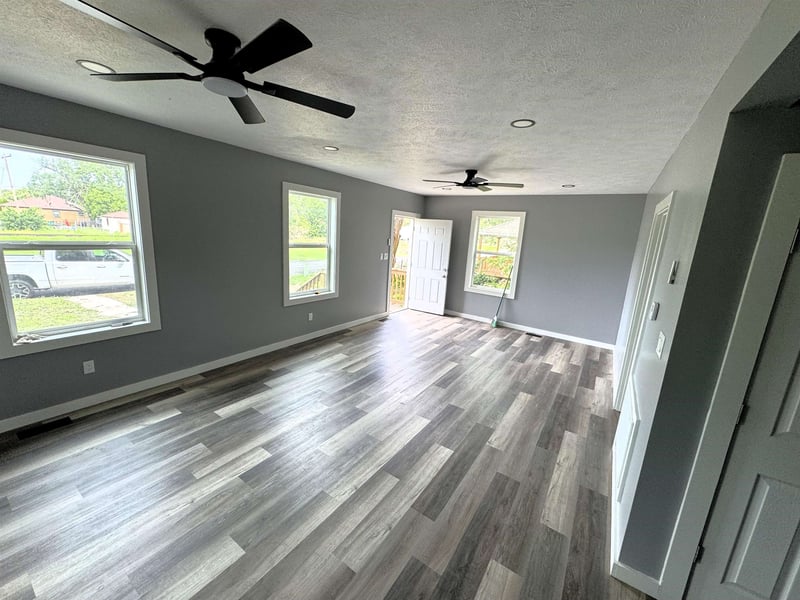 102 - 102 12 West Pl, Salina, KS 67401