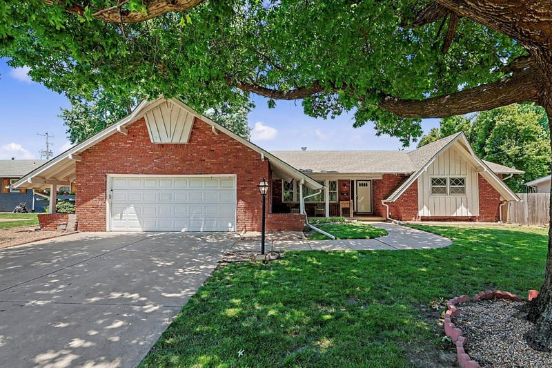 6414 E 12th St, Wichita, KS 67206