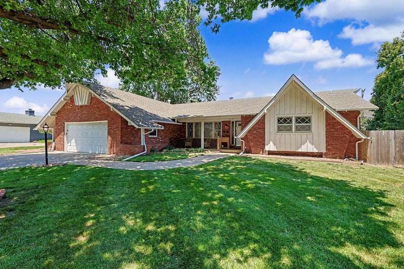 6414 E 12th St, Wichita, KS 67206