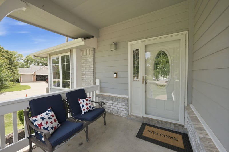 201 Tanner Trail Ct, Valley Center, KS 67147