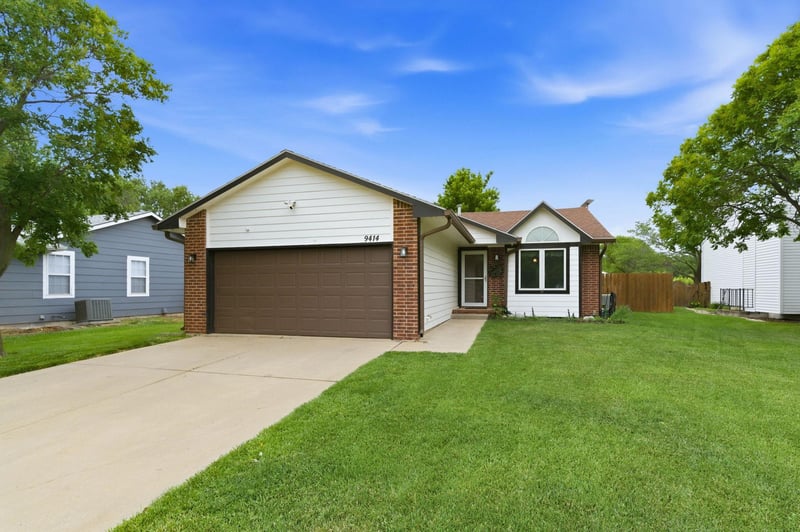 9414 E Carson St, Wichita, KS 67210