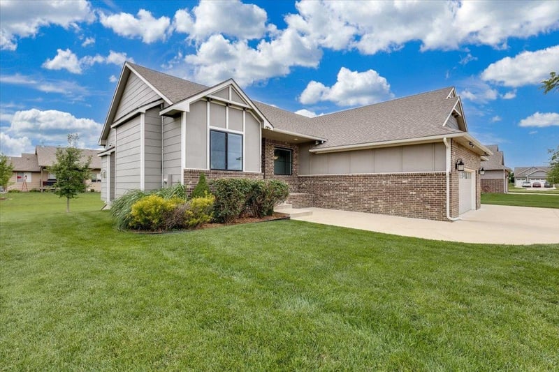 3513 Bluestem , Rose Hill, KS 67133