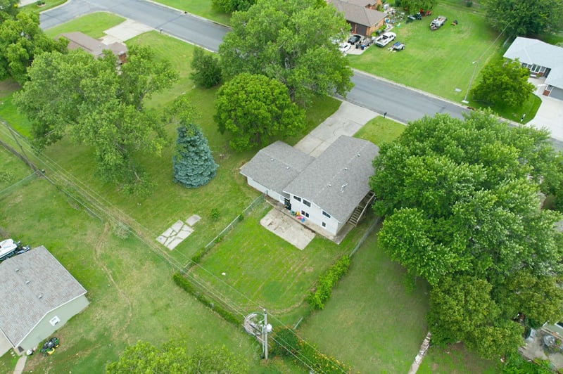426 Village Rd, El Dorado, KS 67042