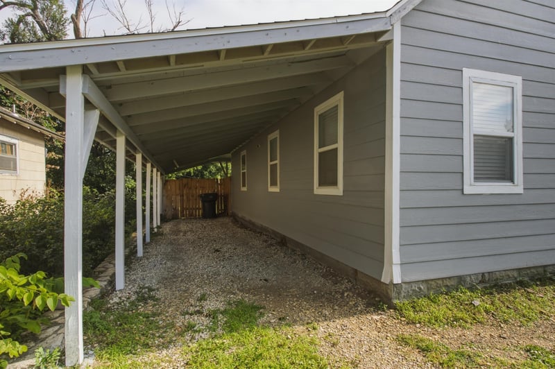 121 5th , Newton, KS 67114
