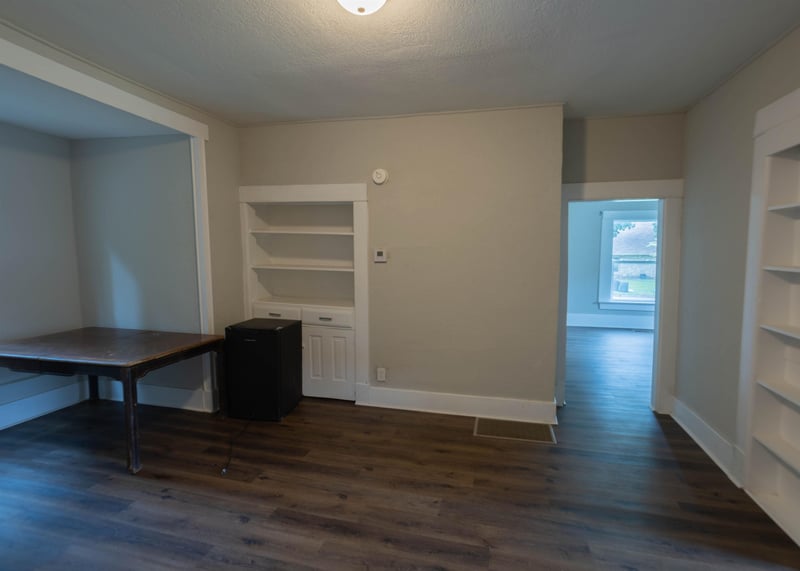 1424 1st St, Winfield, KS 67156