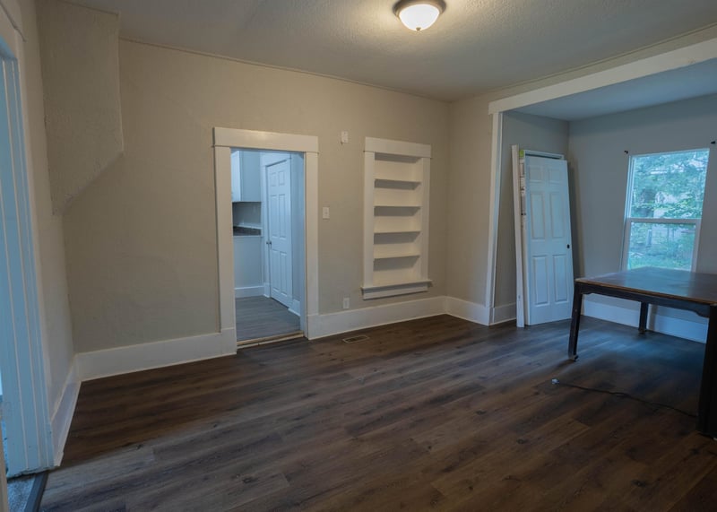 1424 1st St, Winfield, KS 67156