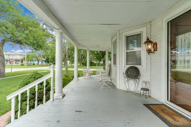 205 N Mulberry, Eureka, KS 67045