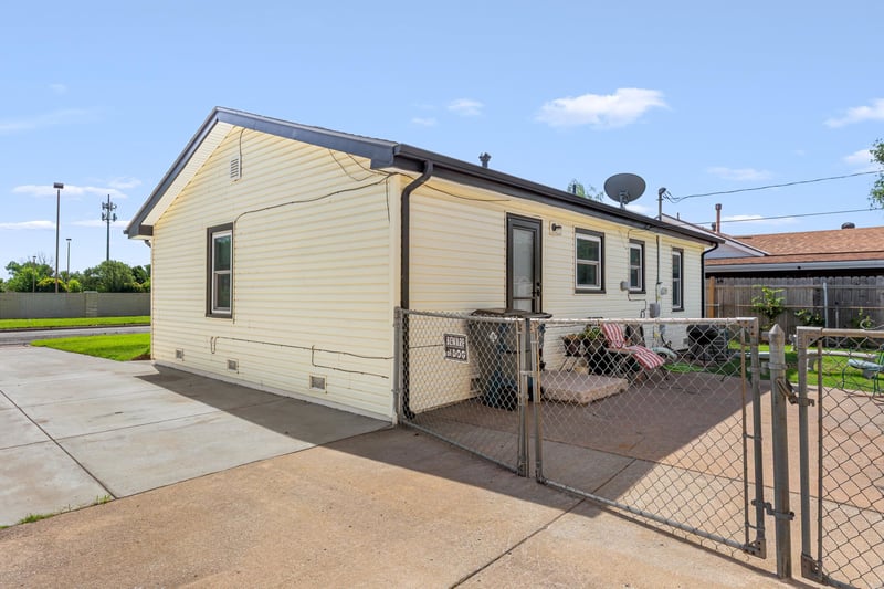 2609 Elizabeth Ave, Wichita, KS 67217-2221