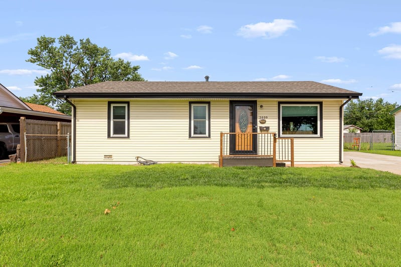 2609 Elizabeth Ave, Wichita, KS 67217-2221