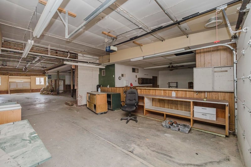 110 Poplar , Hutchinson, KS 67501