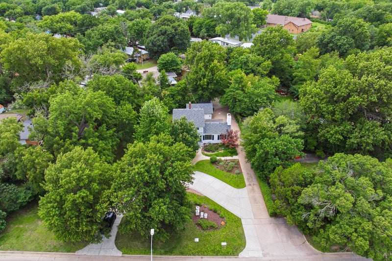 2313 S George Washington Blvd, Wichita, KS 67218
