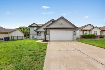 2741 N Battin Ct, Wichita, KS 67220
