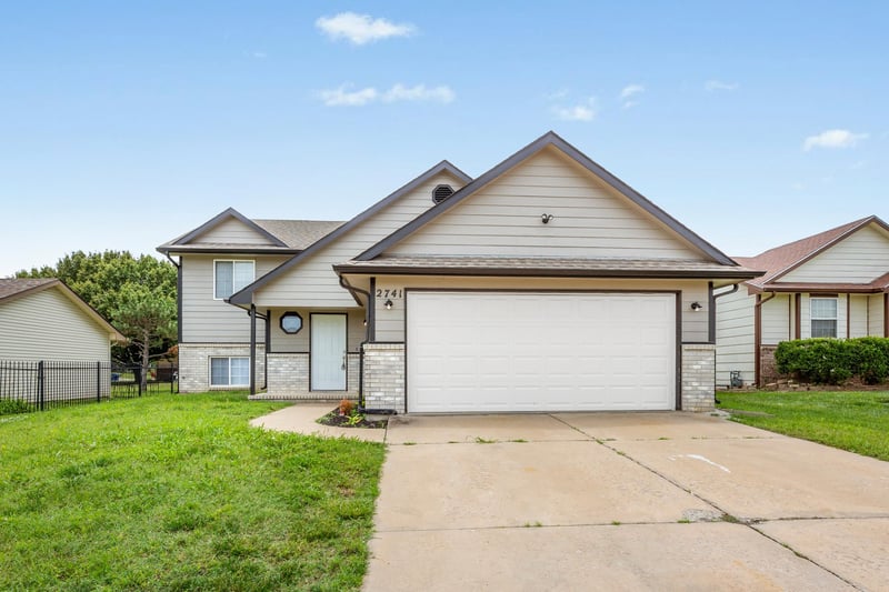 2741 Battin Ct, Wichita, KS 67220