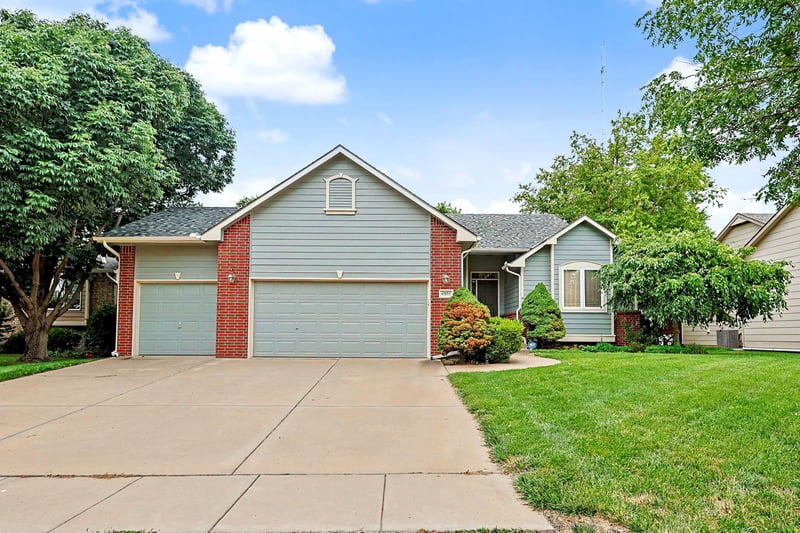 4801 Wyndham , Park City, KS 67219