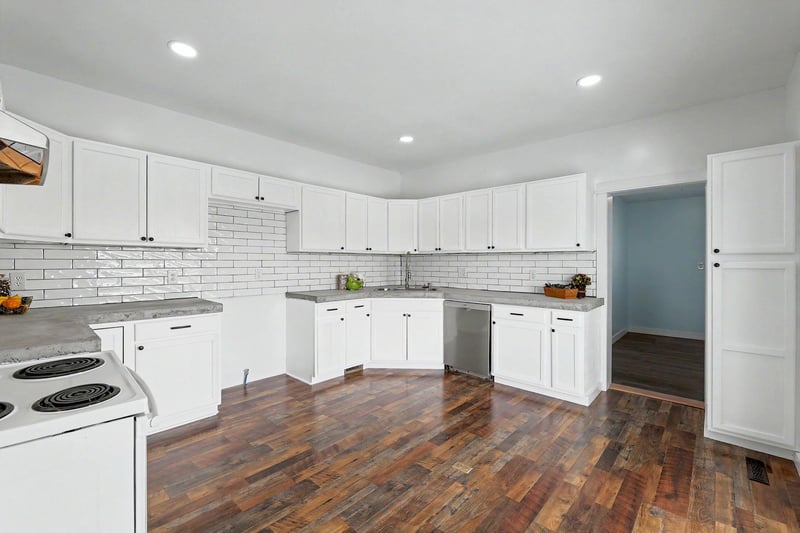 12024 160th St, Rose Hill, KS 67133