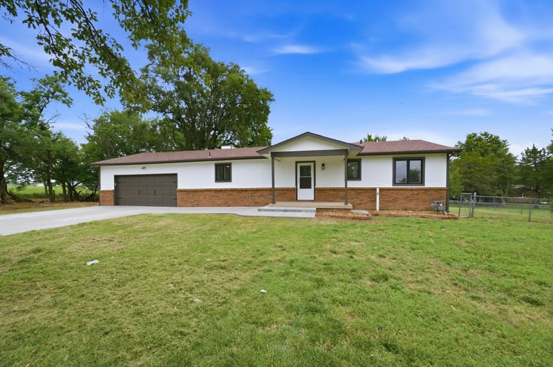 10800 Kinkaid Ave, Wichita, KS 67207