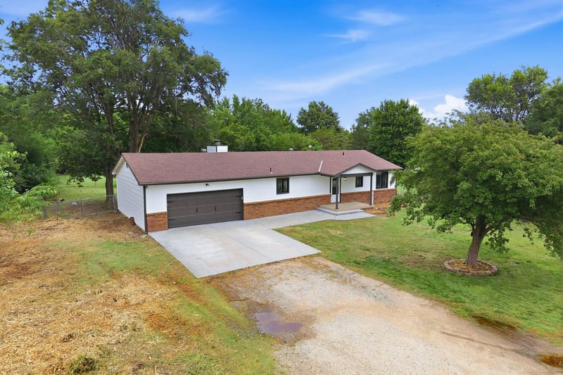 10800 Kinkaid Ave, Wichita, KS 67207