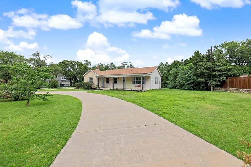 22 Sequoia , Wichita, KS 67206