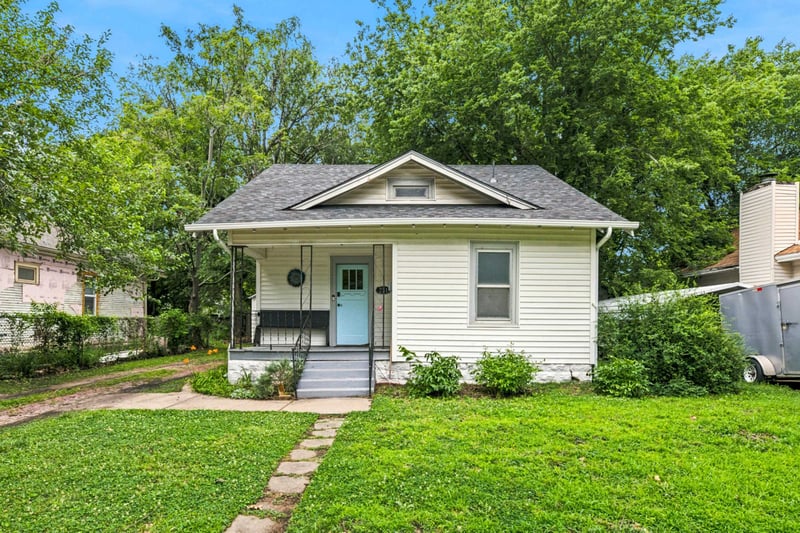 231 Exposition Ave, Wichita, KS 67203