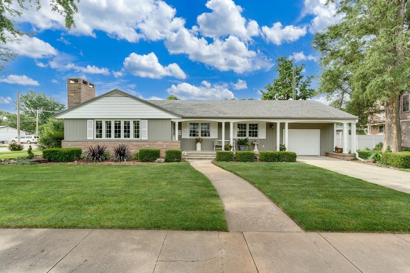 321 Main St, Sterling, KS 67579