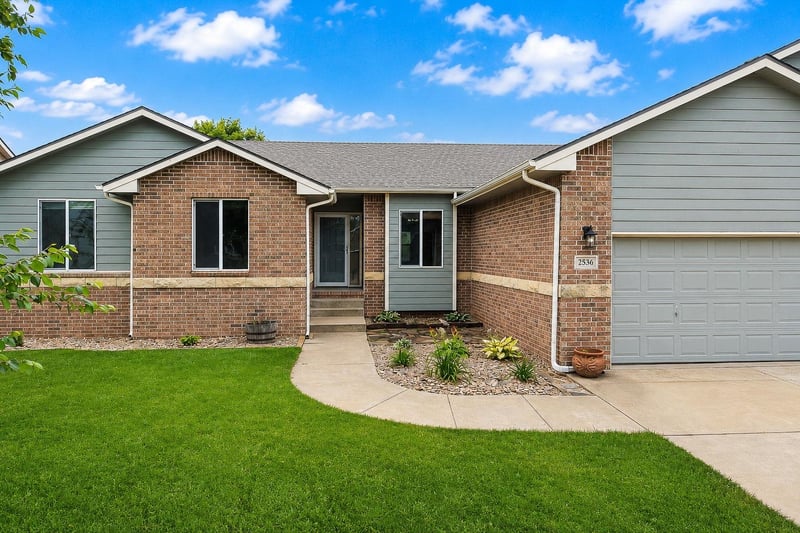 2536 E Saint Andrew, Goddard, KS 67052