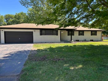 1300 S Fieldcrest, Wichita, KS 67209