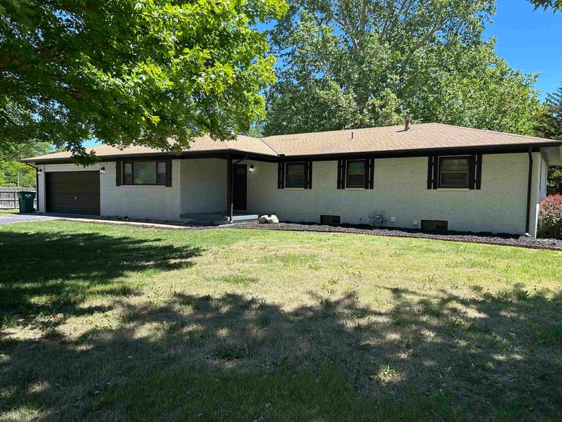1300 Fieldcrest , Wichita, KS 67209